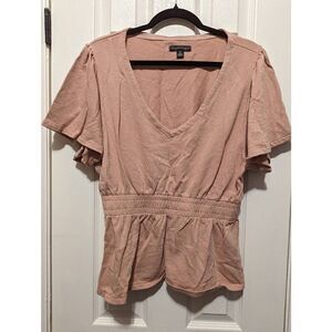 Saks Fifth Avenue v-neck peplum blush top size Large